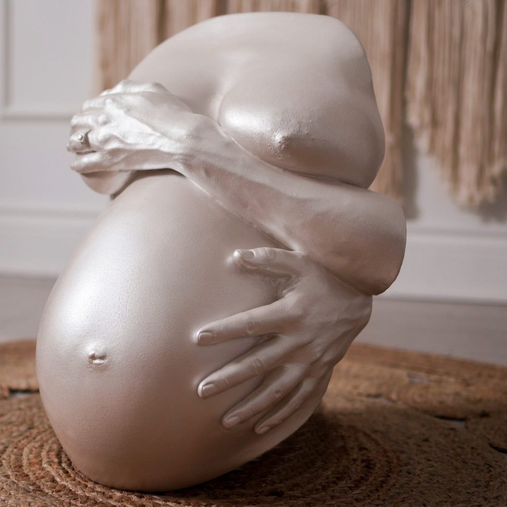 moulage-grossesse-creation-passion-maternite-empreinte-ventre-femme-enceinte-buste-platre-sainte-therese-sainte-adele-repentigny